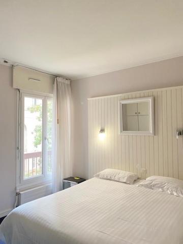 Biney Hotel
