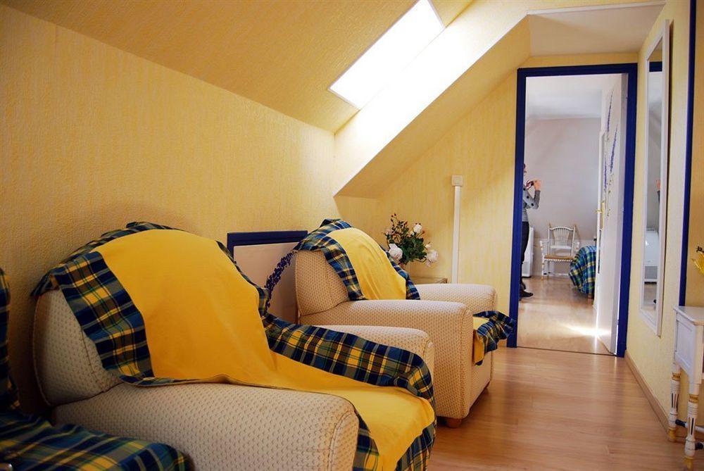 Biney Hotel 3*